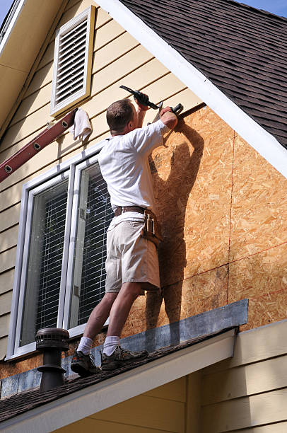 Affordable siding repair and maintenance services in Lake Geneva, WI